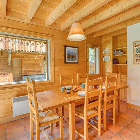 La Cloche Des Bois - 3 Bedroom Chalet